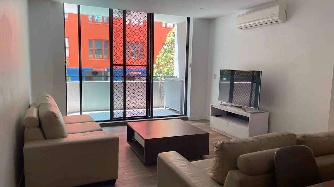 Whole property with 2 rooms for rent