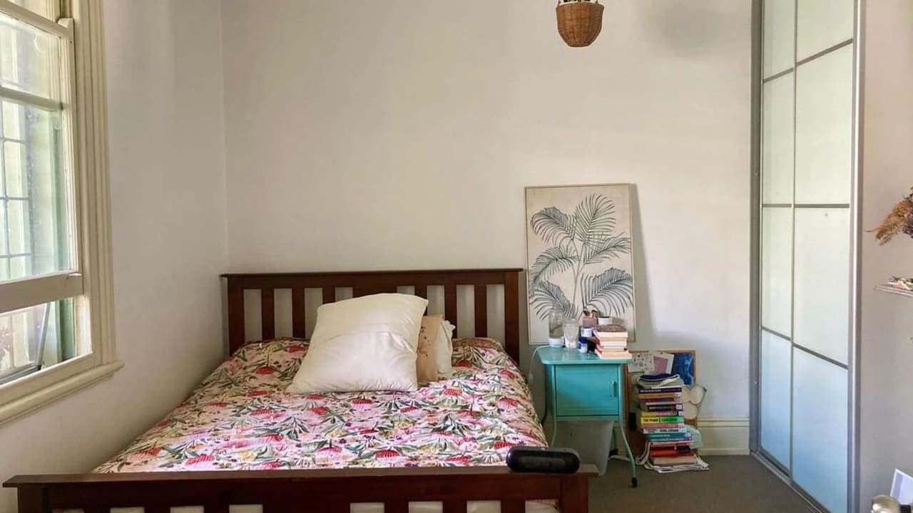 Unfurnished room in a share house