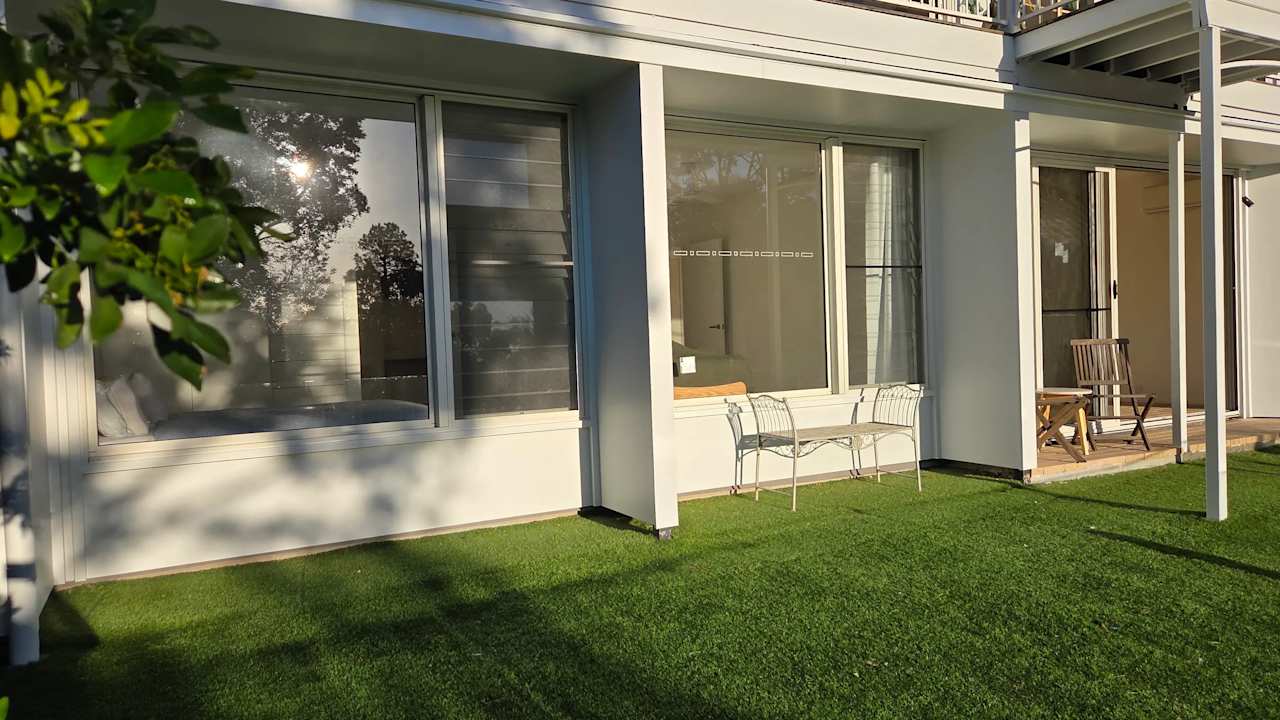 Whole property with 2 rooms for rent