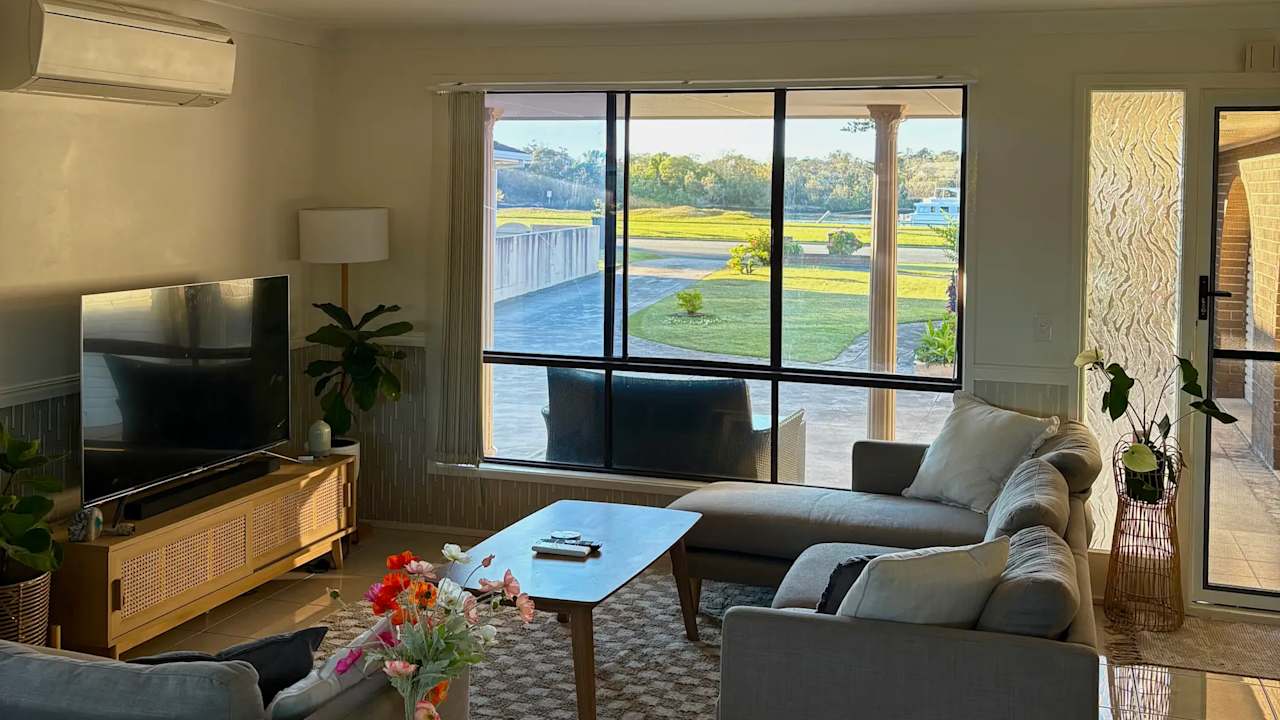 Unfurnished room with own bathroom