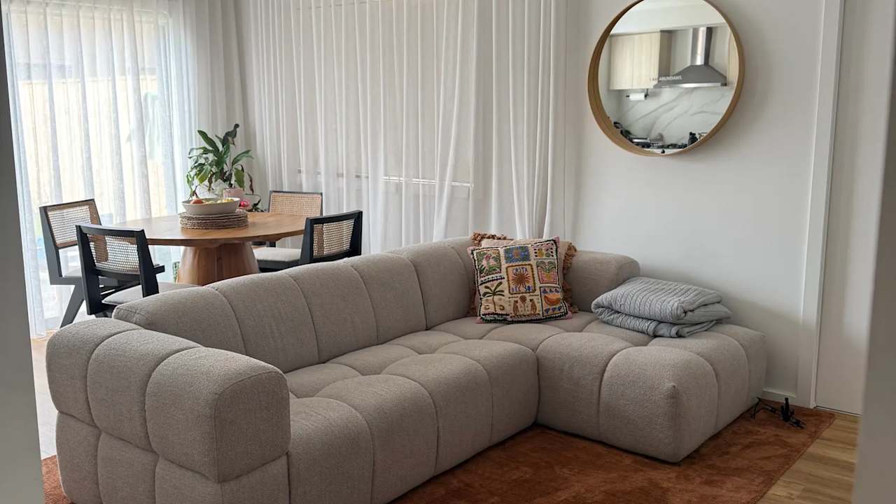 Unfurnished room in a share house