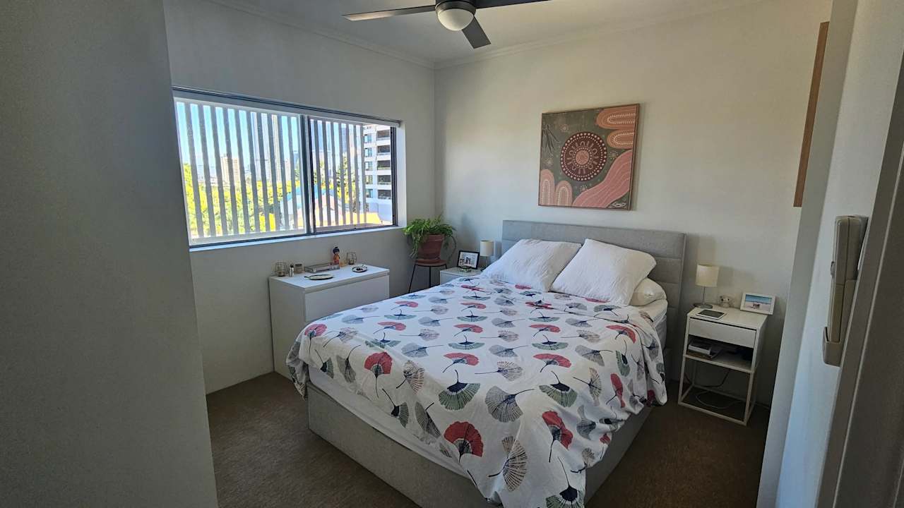 Furnished room with own bathroom