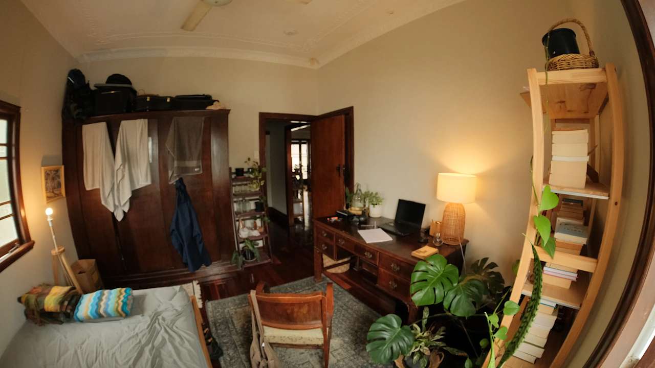 Unfurnished room in a share house