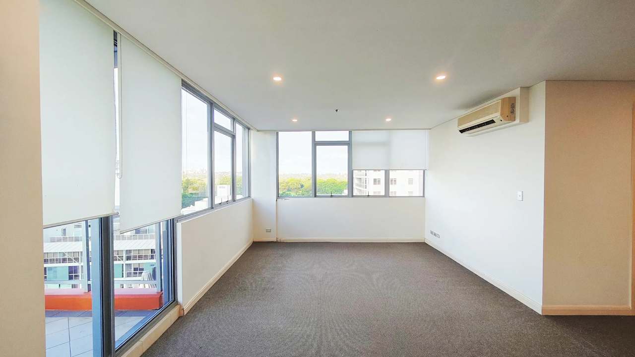 Whole property with 2 rooms for rent