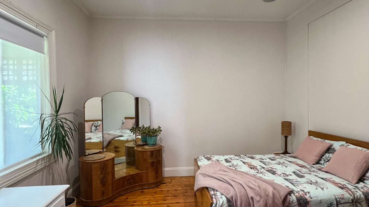 Unfurnished room in a share house