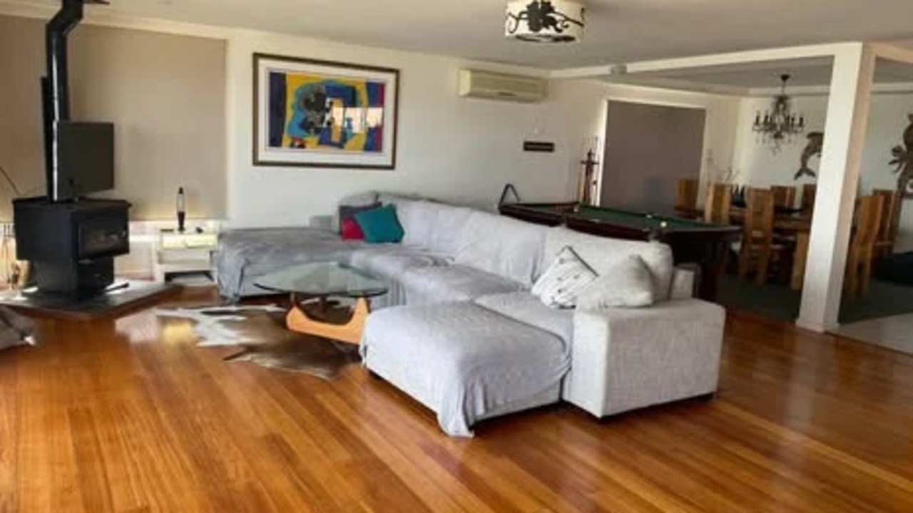 Room in a share house