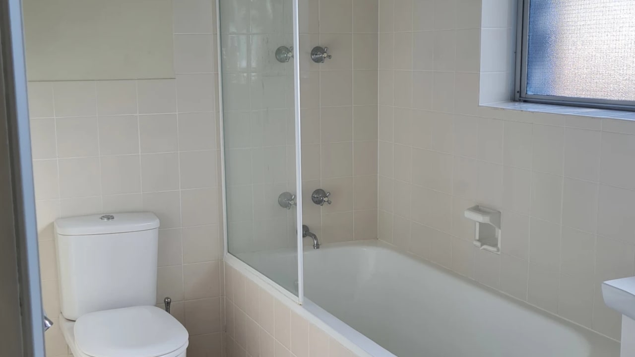 Furnished room with ensuite in a share house