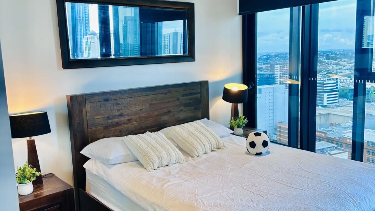 Furnished room with own bathroom