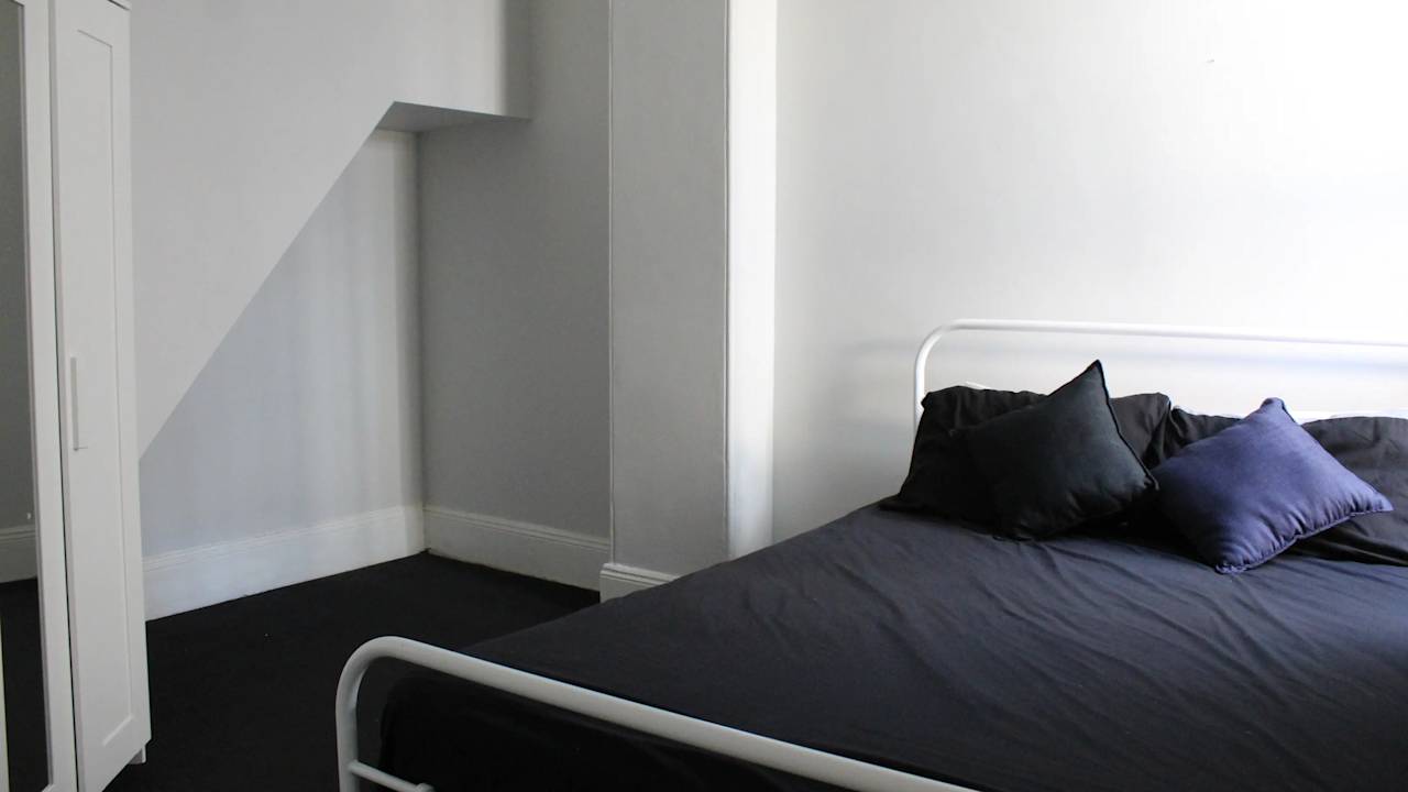 Furnished room in a share house