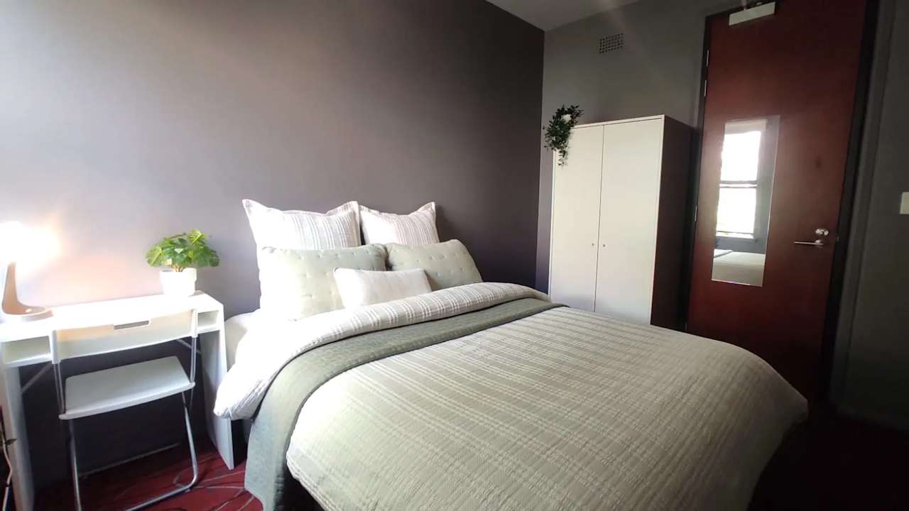 Furnished room in a share house