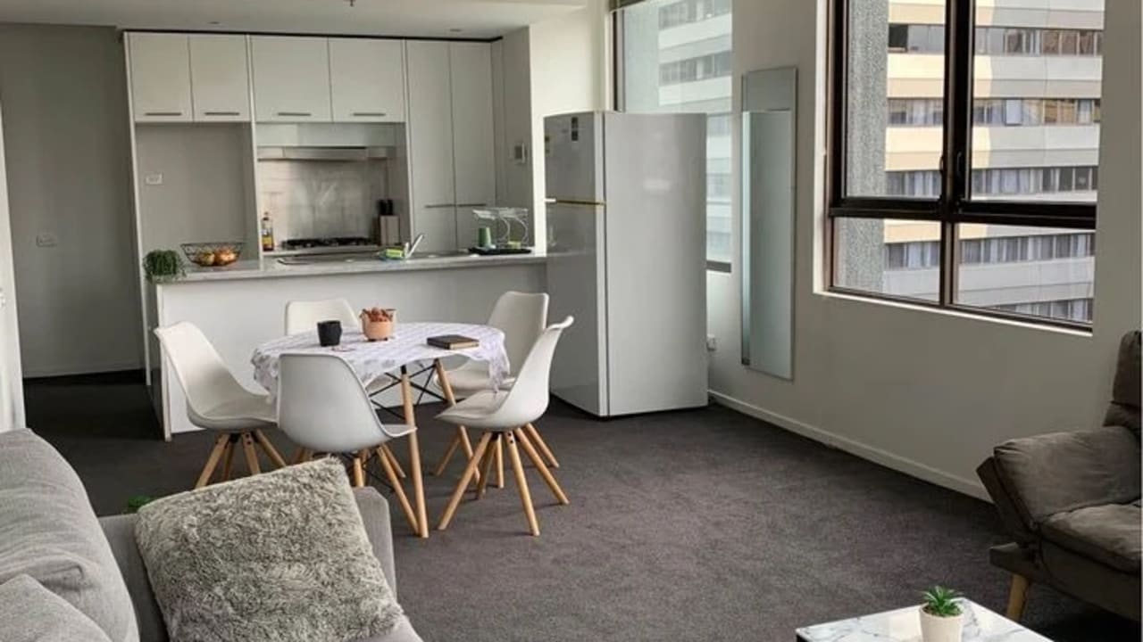 Furnished room in a flatshare
