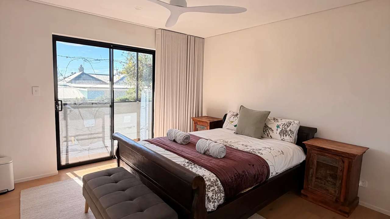 Furnished room with own bathroom