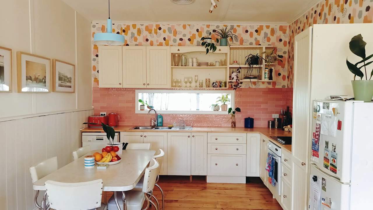 Whole property with 2 rooms for rent
