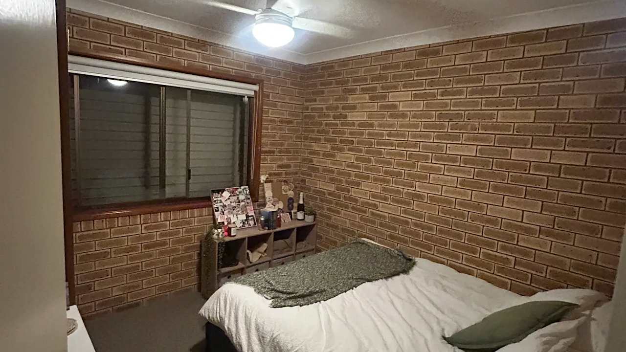 Unfurnished room in a share house