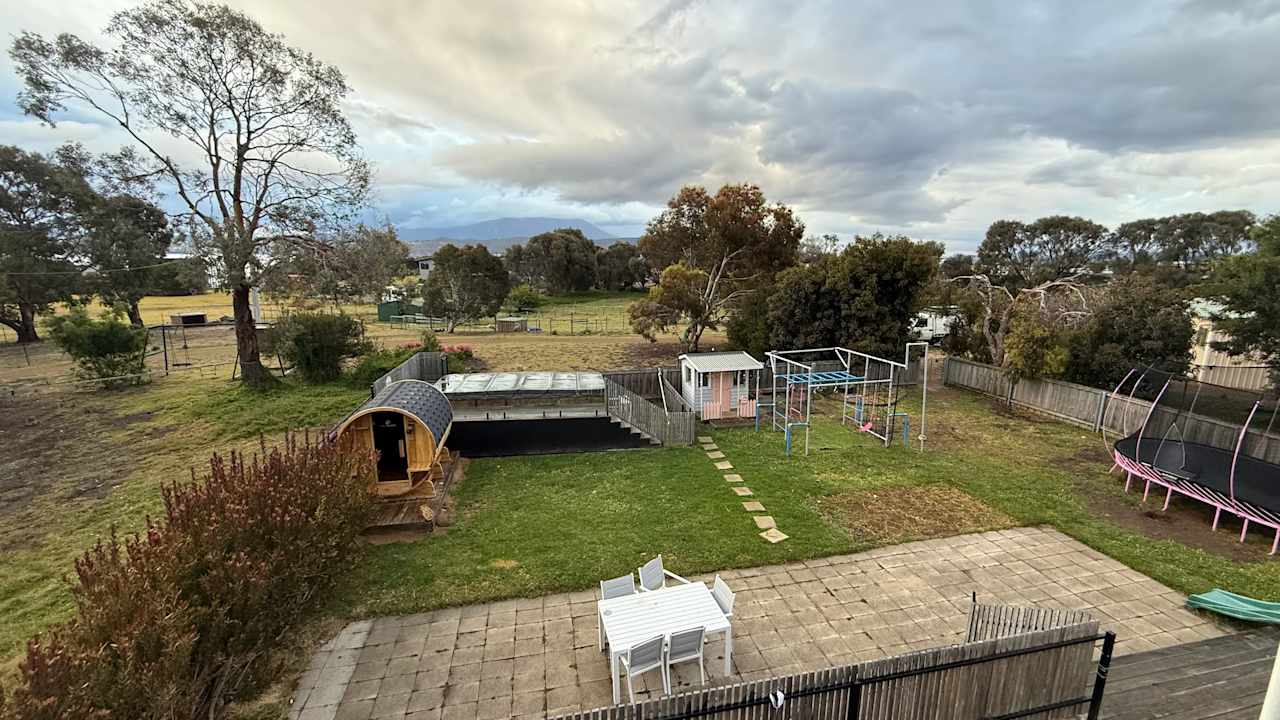Room in a share house
