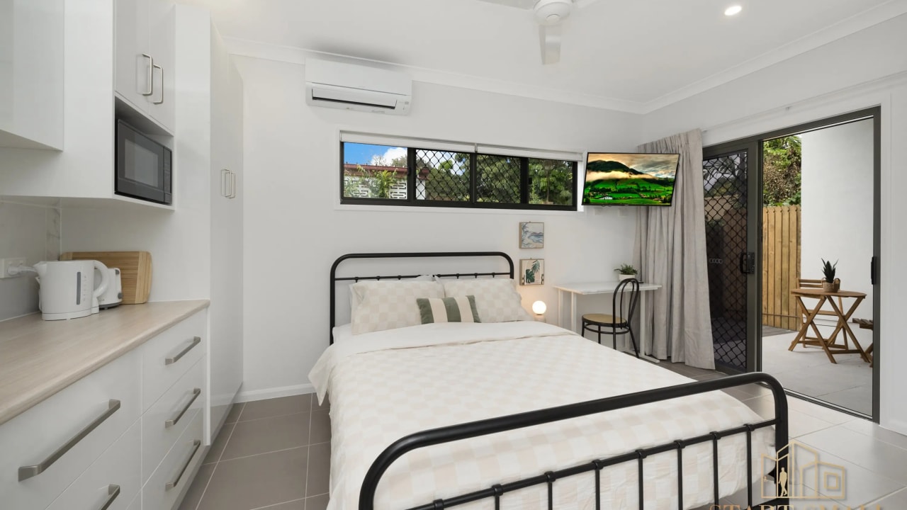 Furnished room granny flat for rent