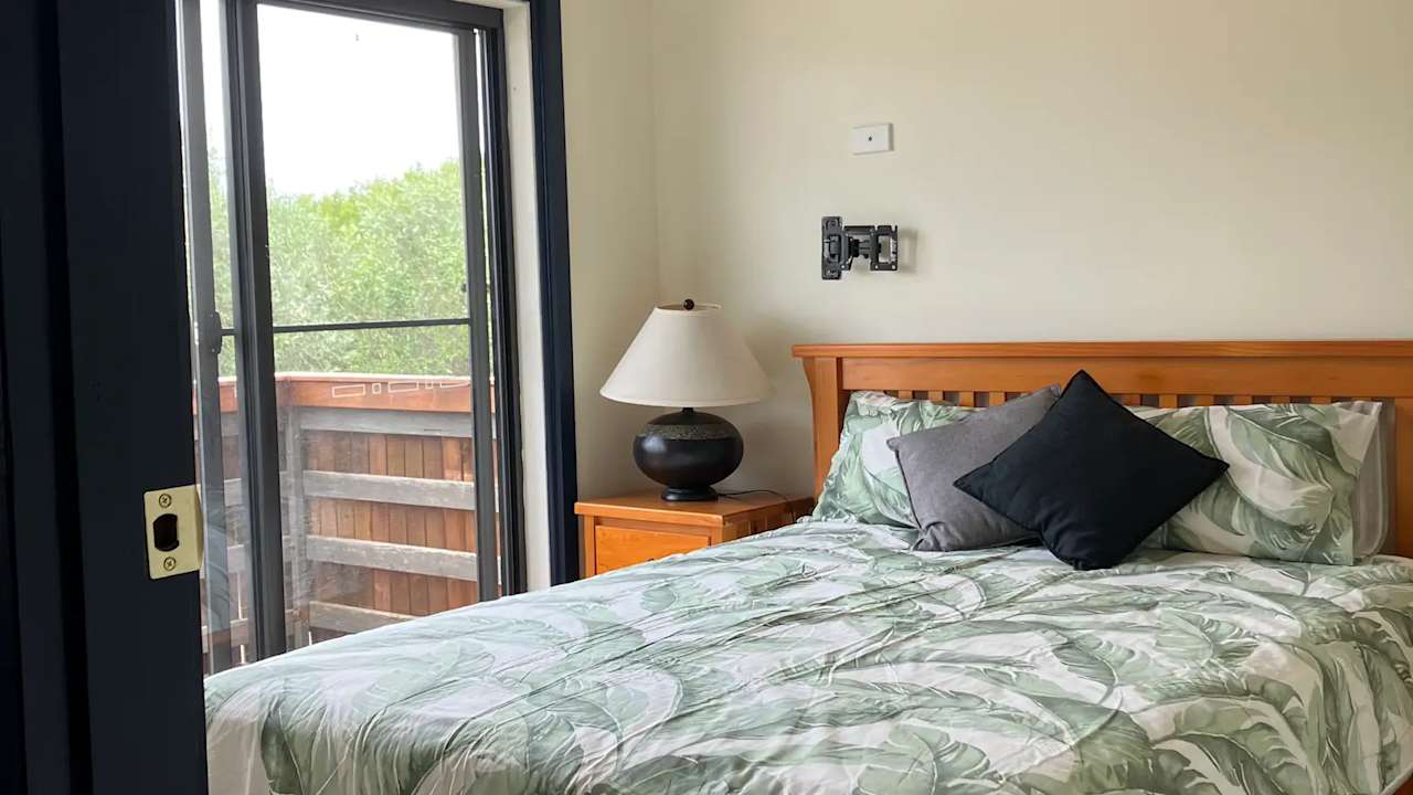 Room in a share house