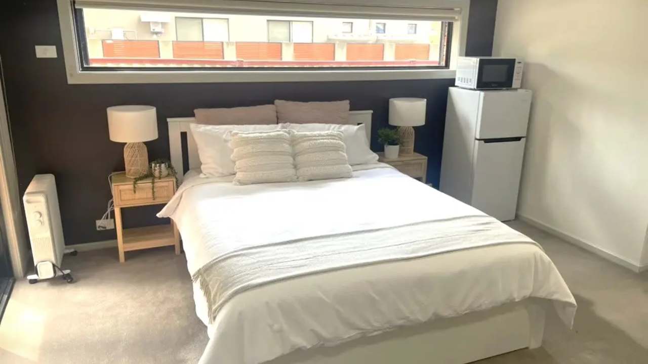 Furnished room with ensuite in a share house