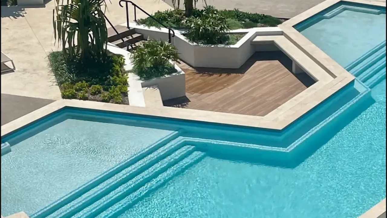 Room with ensuite in a flatshare