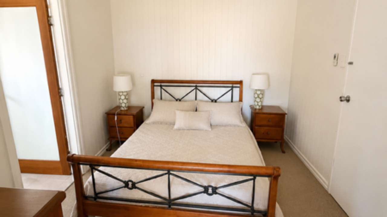 Furnished room with ensuite in a share house
