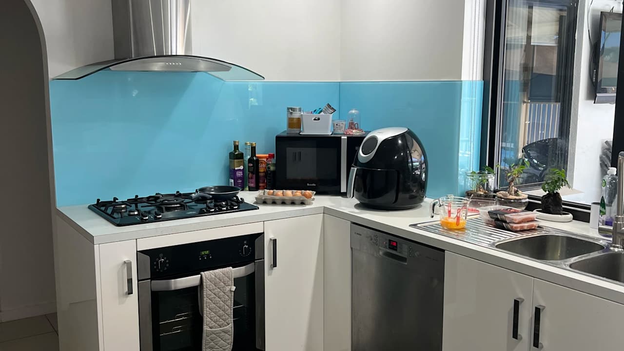 Room in a share house