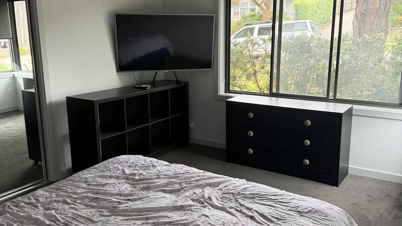 Furnished room with own bathroom