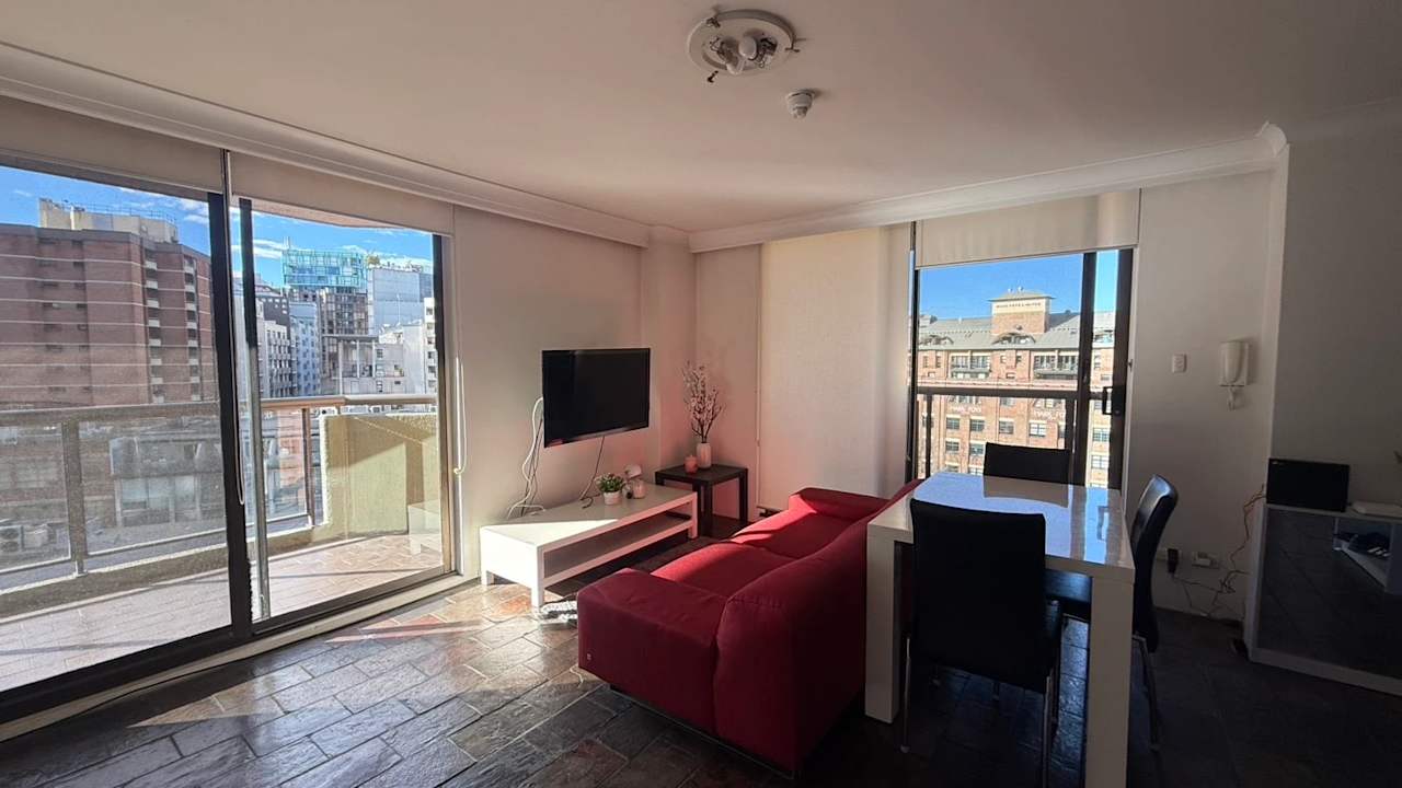 Furnished room in a flatshare