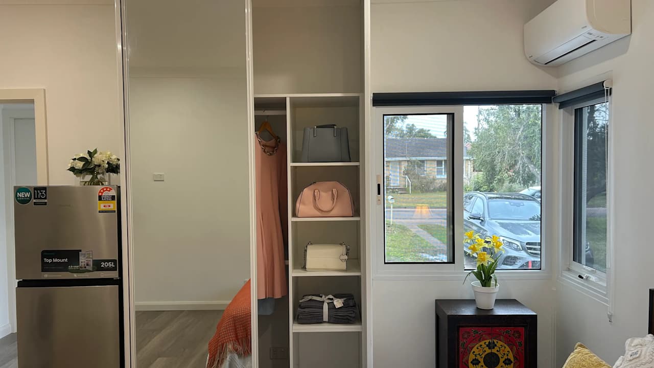 Furnished room studio flat for rent