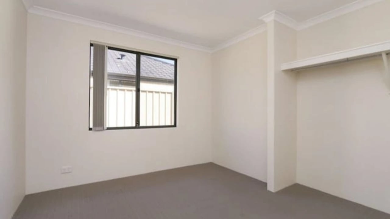 Unfurnished room with own bathroom