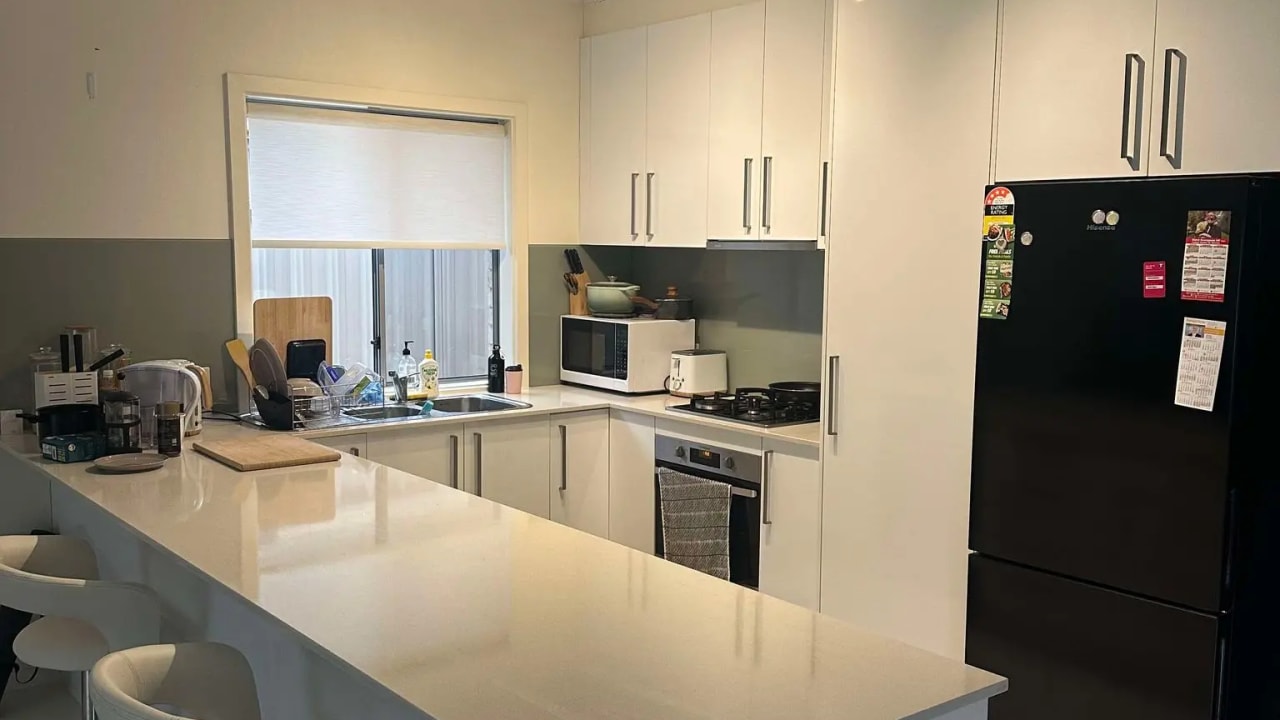 Unfurnished room in a share house