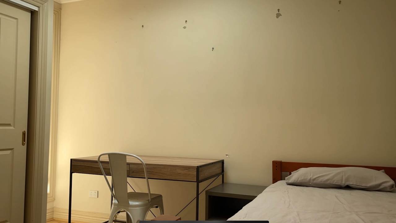 Furnished room in a share house