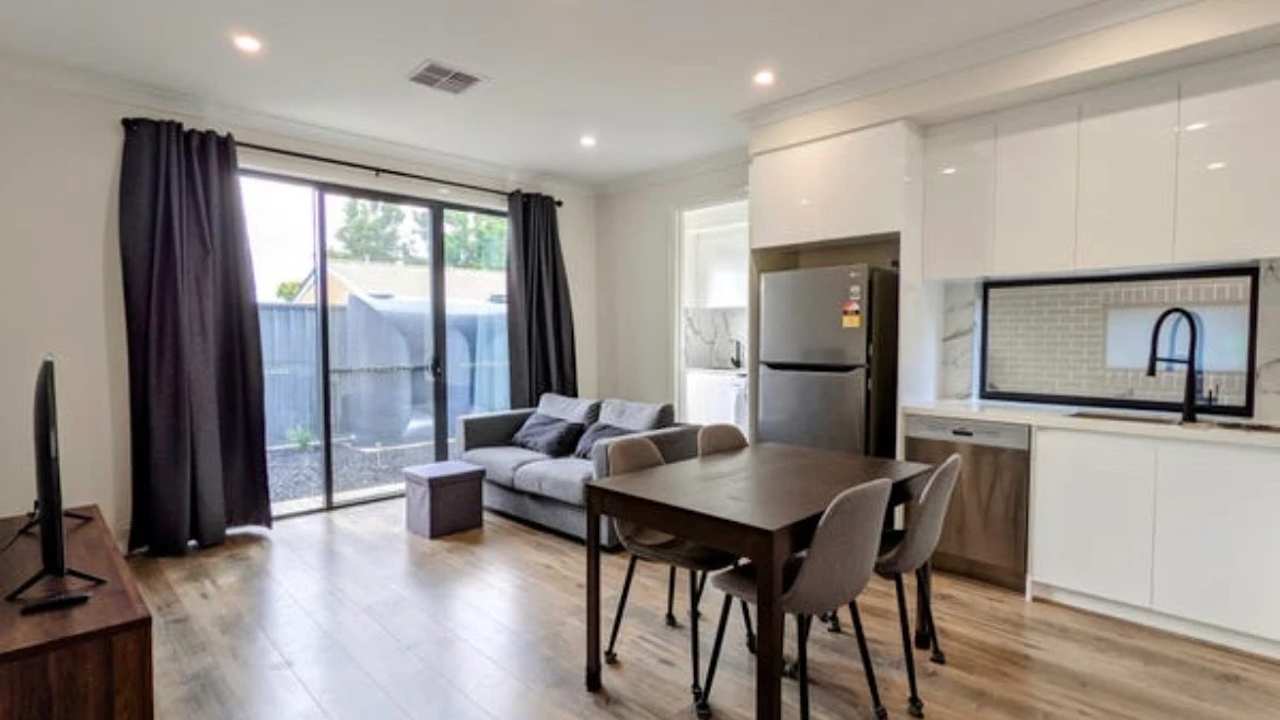 Unfurnished room in a share house