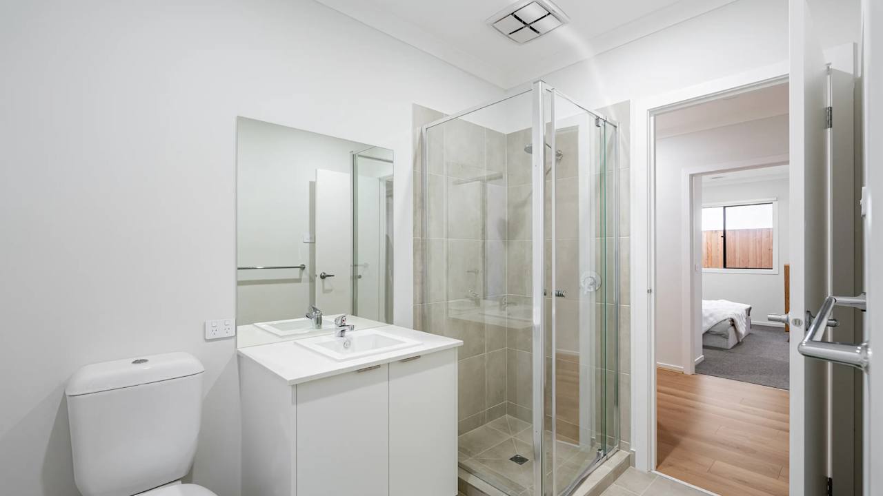 Furnished room with ensuite in a share house