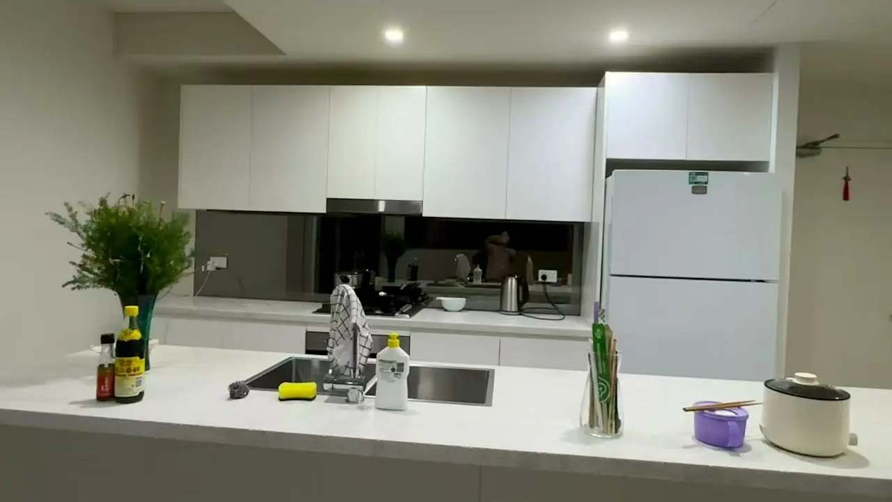 Furnished room in a flatshare