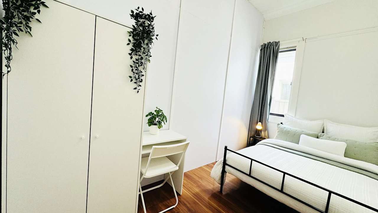 Furnished room in a share house