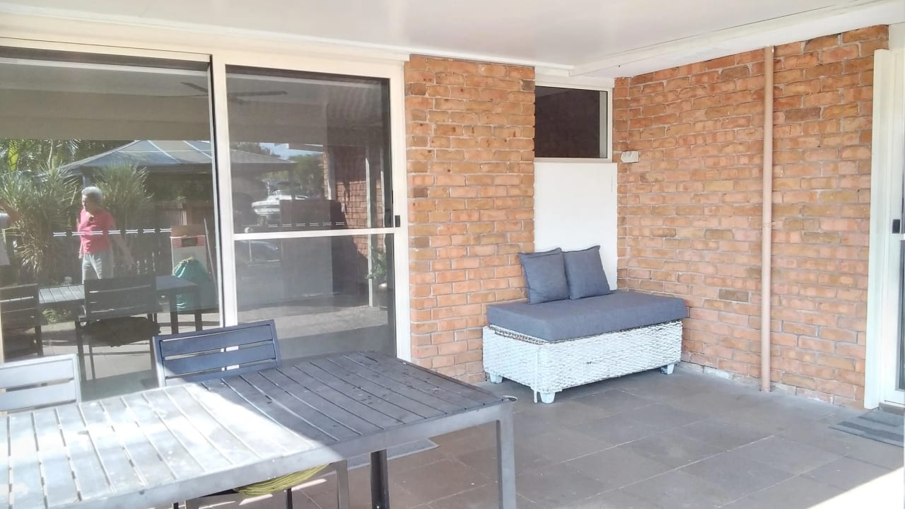 Whole property with 3 rooms for rent