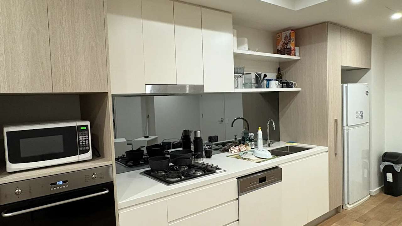 Furnished room with own bathroom