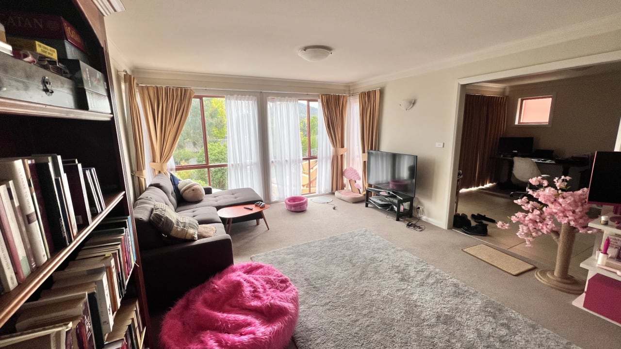 Unfurnished room in a share house