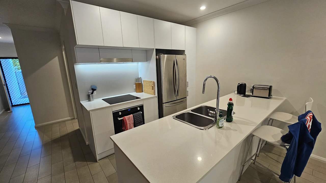 Unfurnished room in a share house