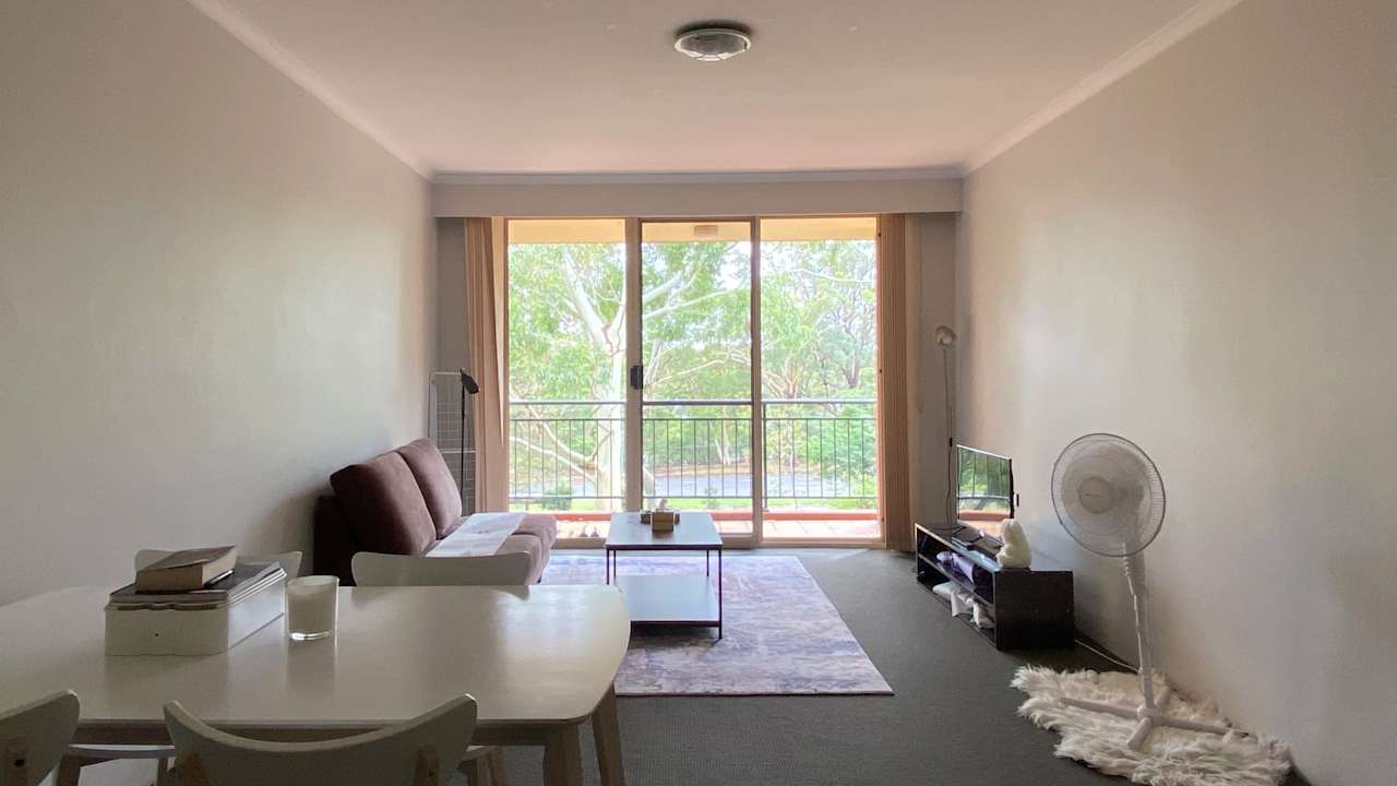 Furnished room with ensuite in a flatshare