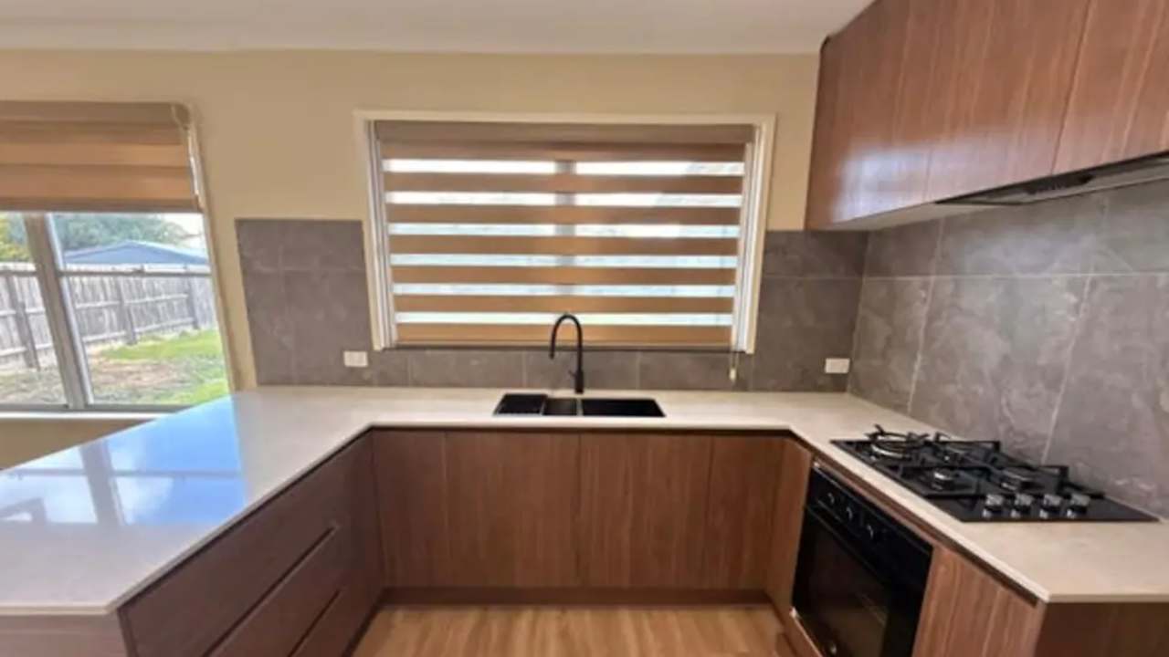 Room in a share house