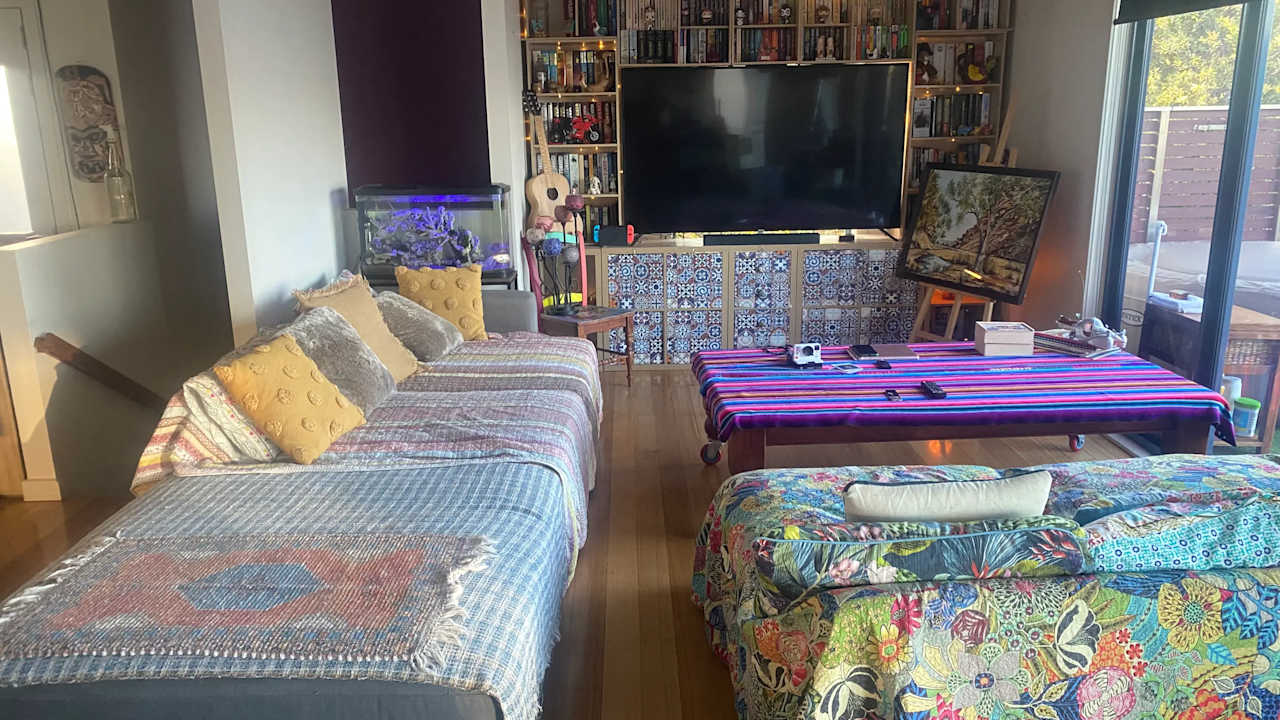 Furnished room in a share house