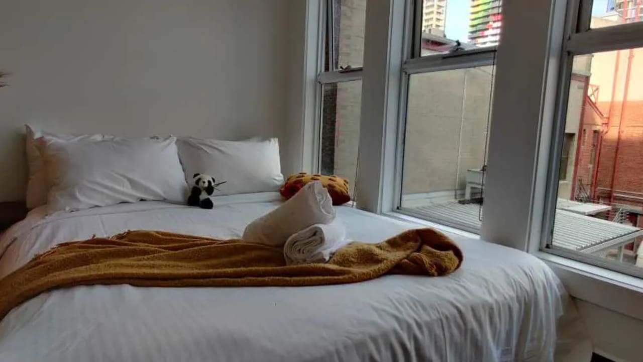 Furnished room studio flat for rent