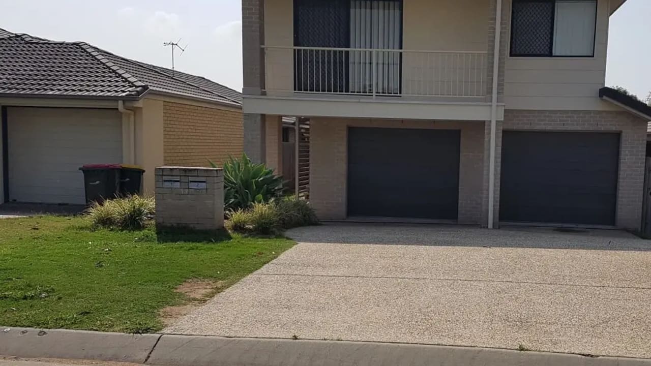 Room with ensuite in a share house