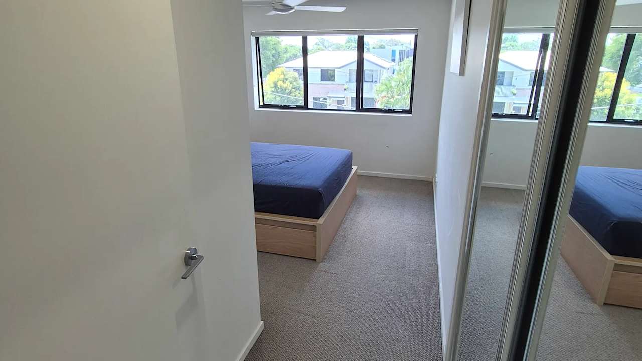 Furnished room with own bathroom