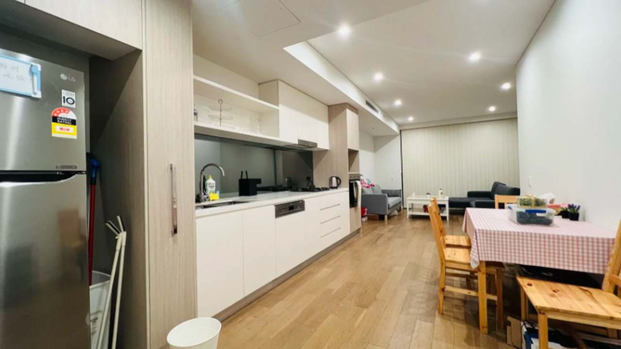 Whole property with 2 rooms for rent
