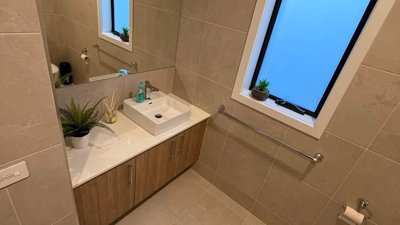 Furnished room with own bathroom