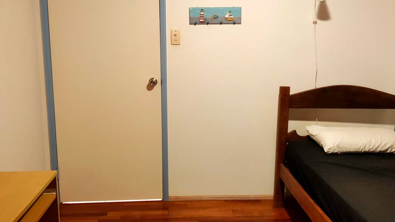 Furnished room in a share house