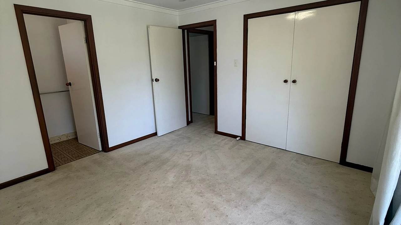 Furnished room with ensuite in a share house
