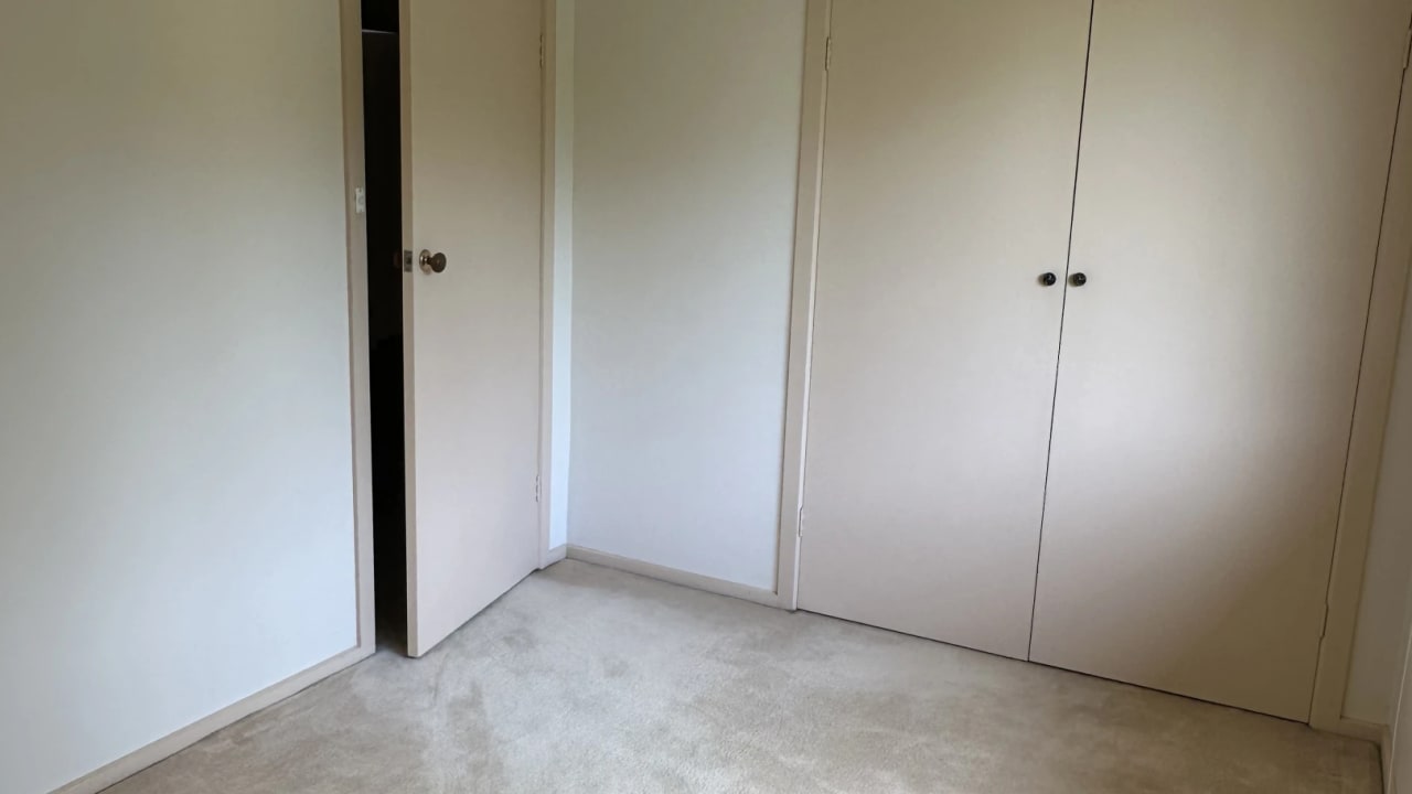 Room in a share house